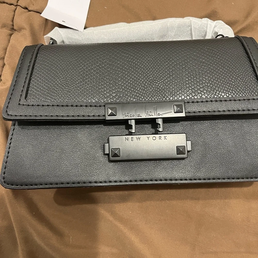 Nicole Miller NY Black Mini Clutch W/ Shoulder Strap NWT - Picture 6 of 14